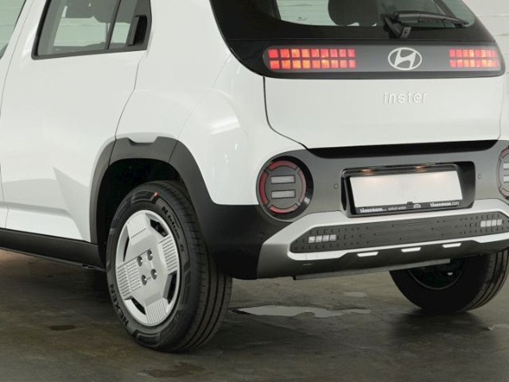 Hyundai INSTER