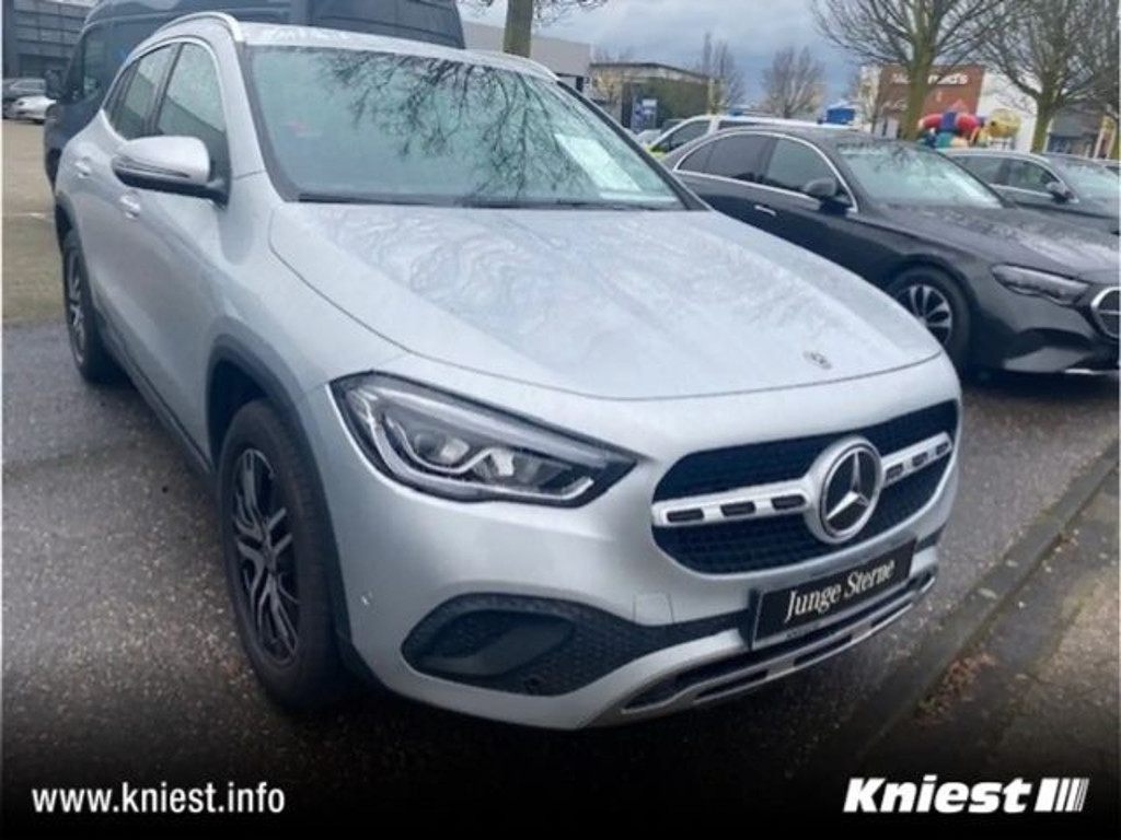 Mercedes-Benz GLA-Klasse GLA 180 Progressive