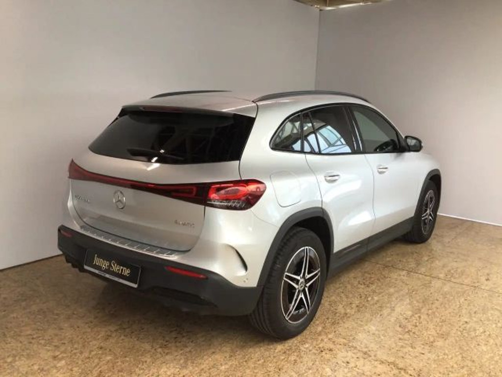 Mercedes-Benz E-Klasse EQA 4MATIC AMG Line 300 Advanced