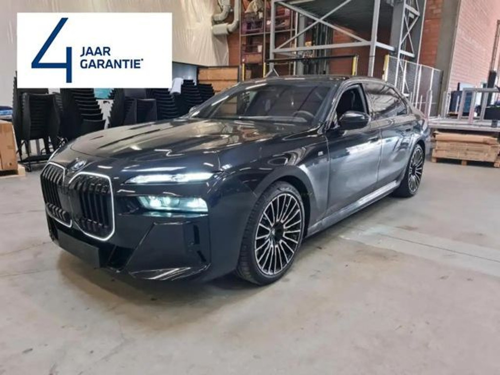 BMW i7 M-Sport Sedan