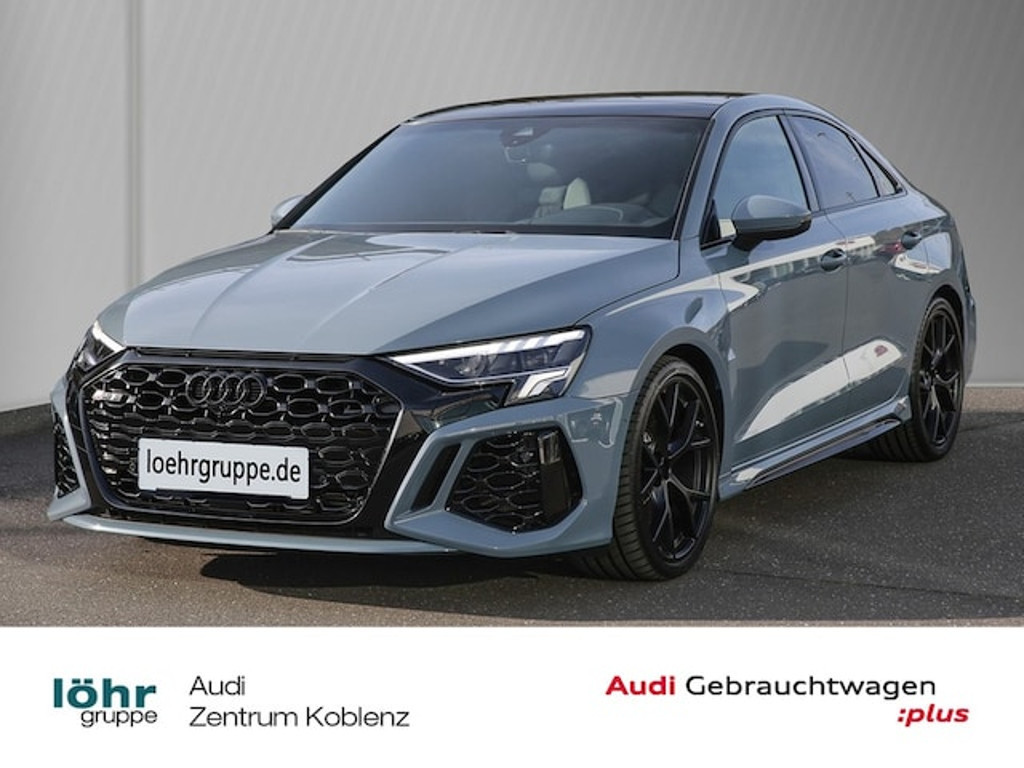 Audi RS3 Sedan Quattro S-Tronic
