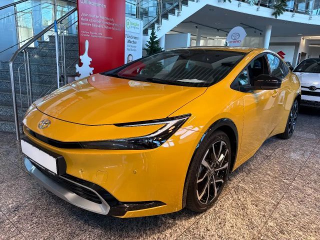 Toyota Prius Executive Plug-in