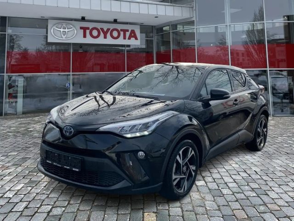Toyota C-HR Team D