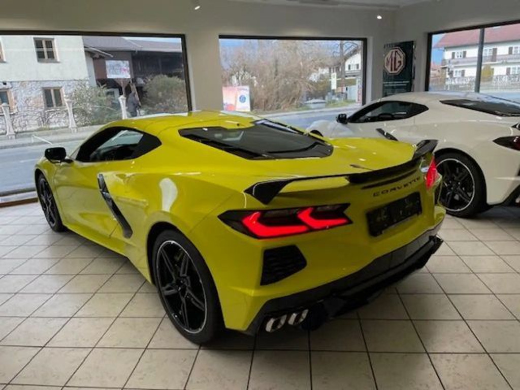 Corvette C8