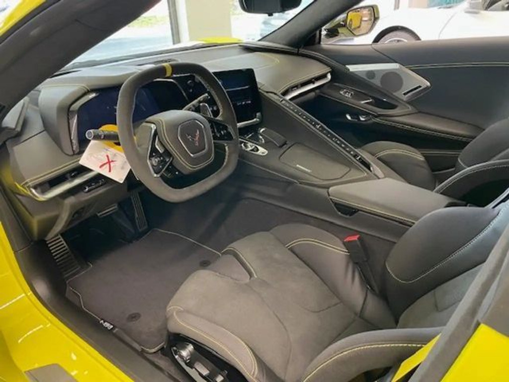 Corvette C8