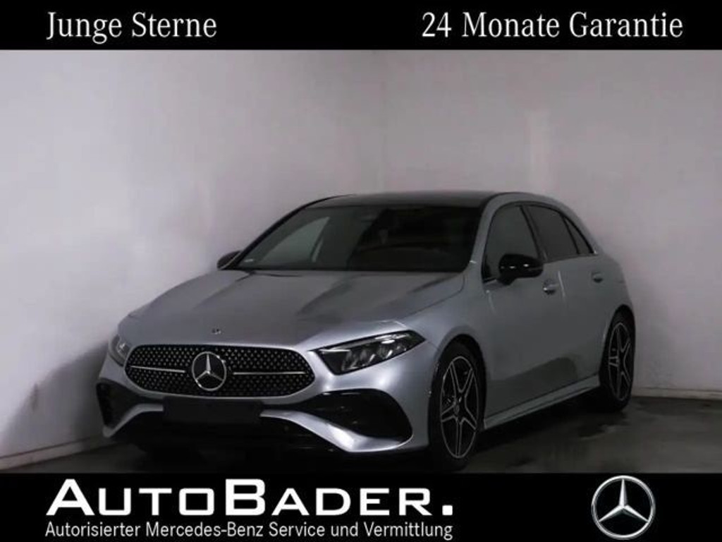 Mercedes-Benz A-Klasse A 220 AMG Line A 220 d