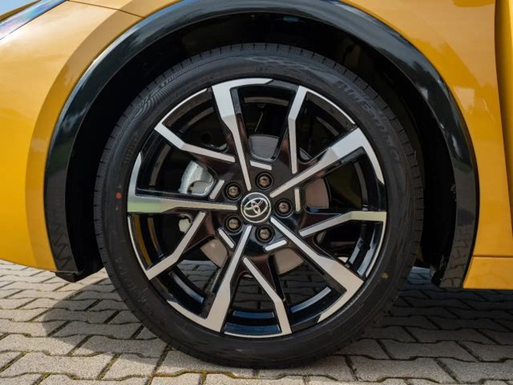 Toyota Prius Executive Plug-in