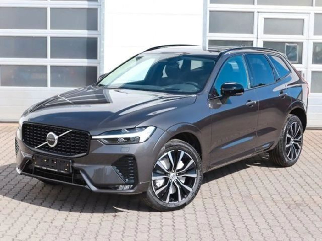 Volvo XC60 AWD Ultimate Dark