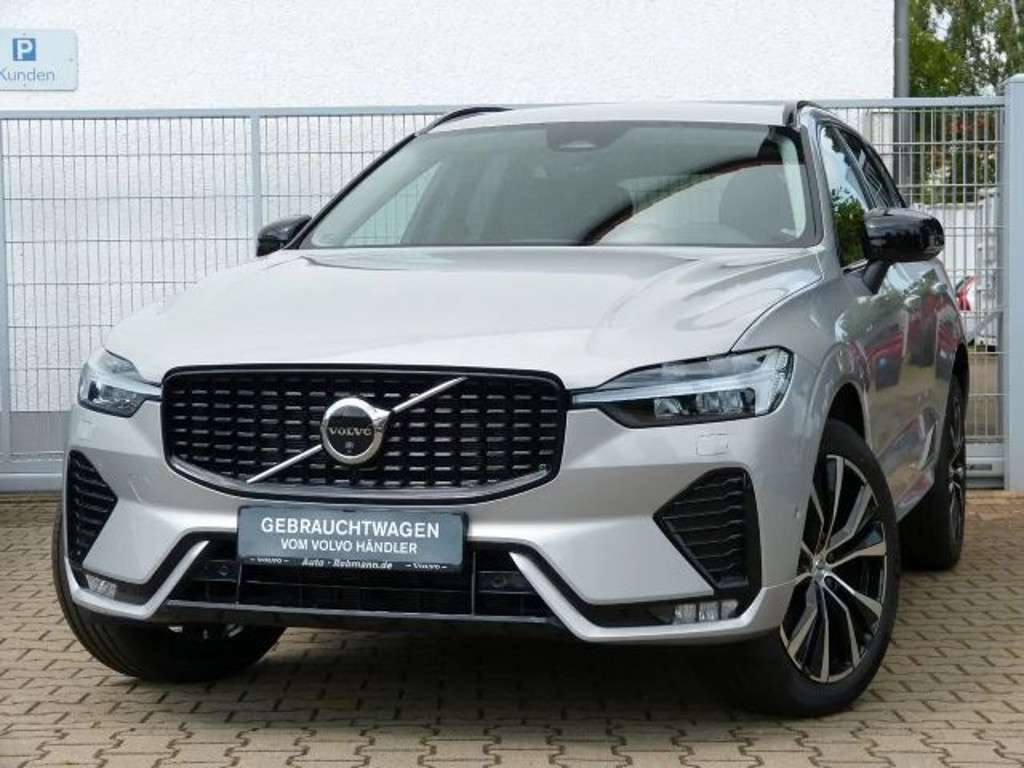 Volvo XC60 Plus Dark