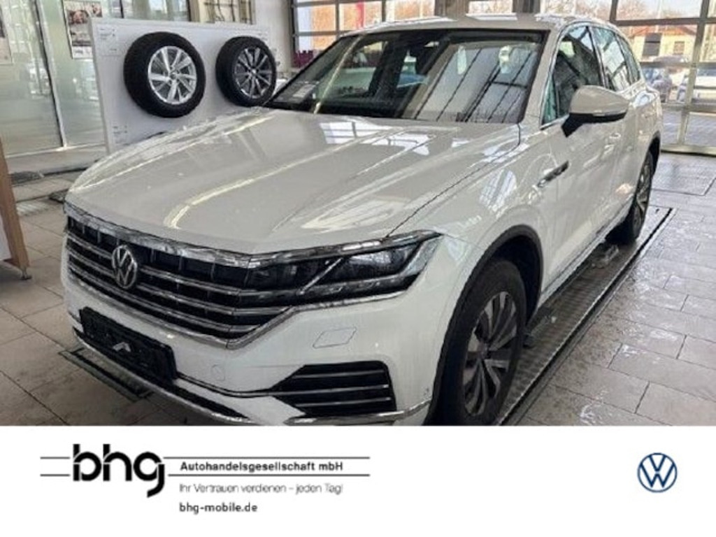 Volkswagen Touareg 4Motion 3.0 V6 TSI 3.0 V6 TDI Elegance Elegance