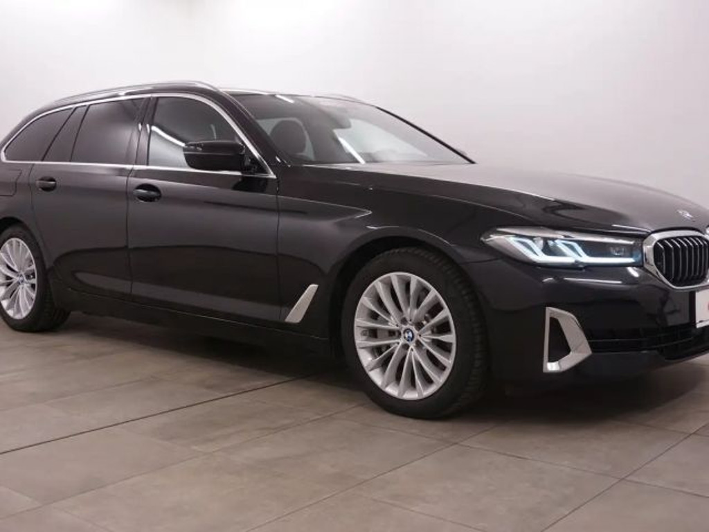BMW 5 Serie 530 Luxury Line xDrive 530e