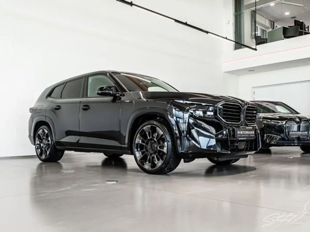 BMW XM