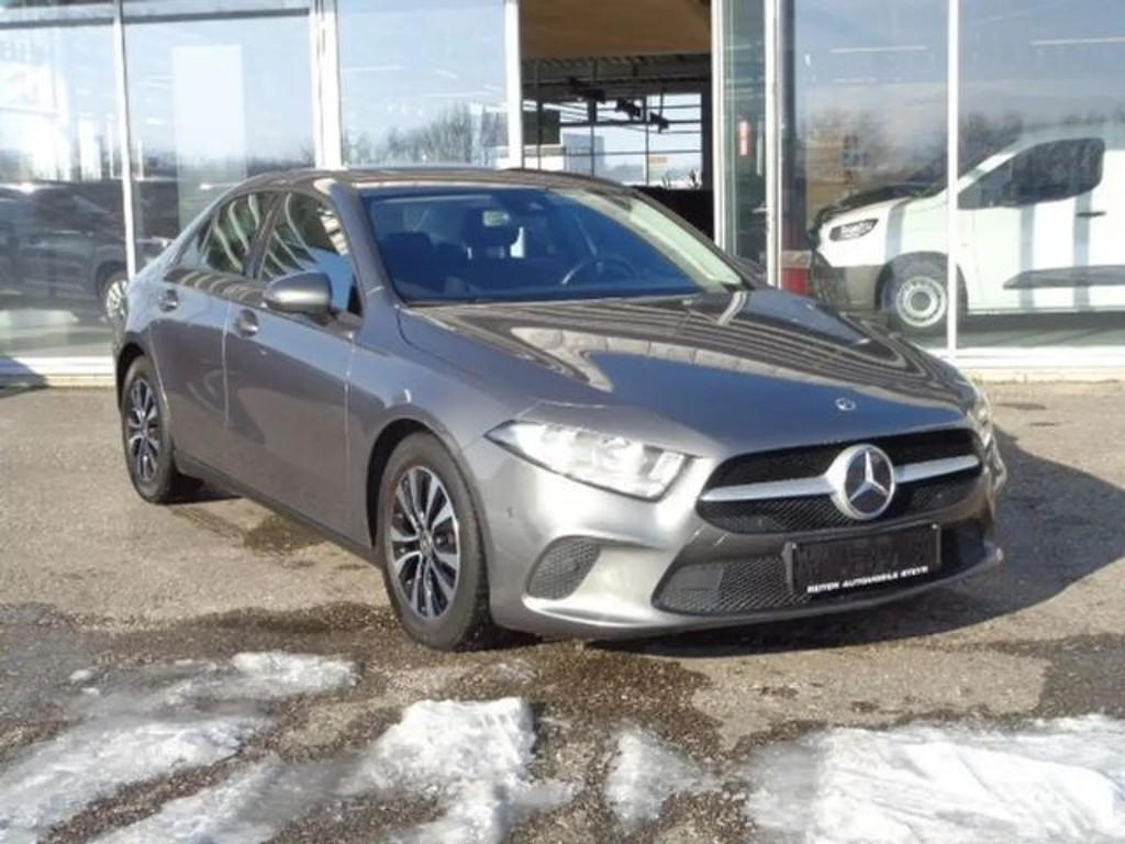 Mercedes-Benz A-Klasse A 180 A 180 d