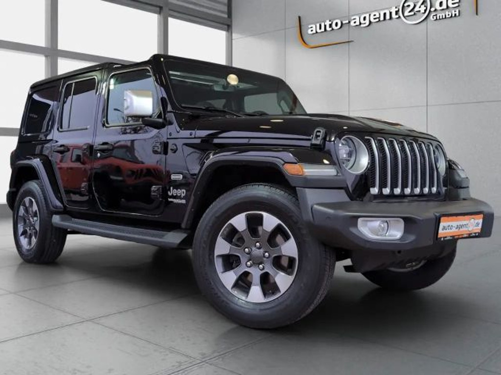 Jeep Wrangler Sahara 4x4