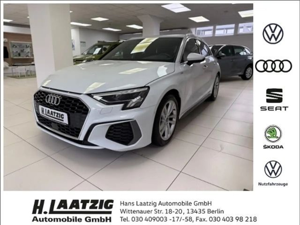 Audi A3 Sportback Sedan S-Line S-Tronic 30 TFSI