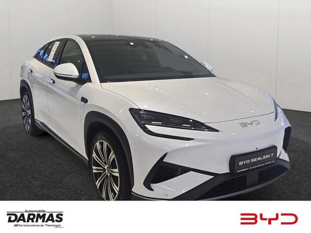 BYD Sealion 7