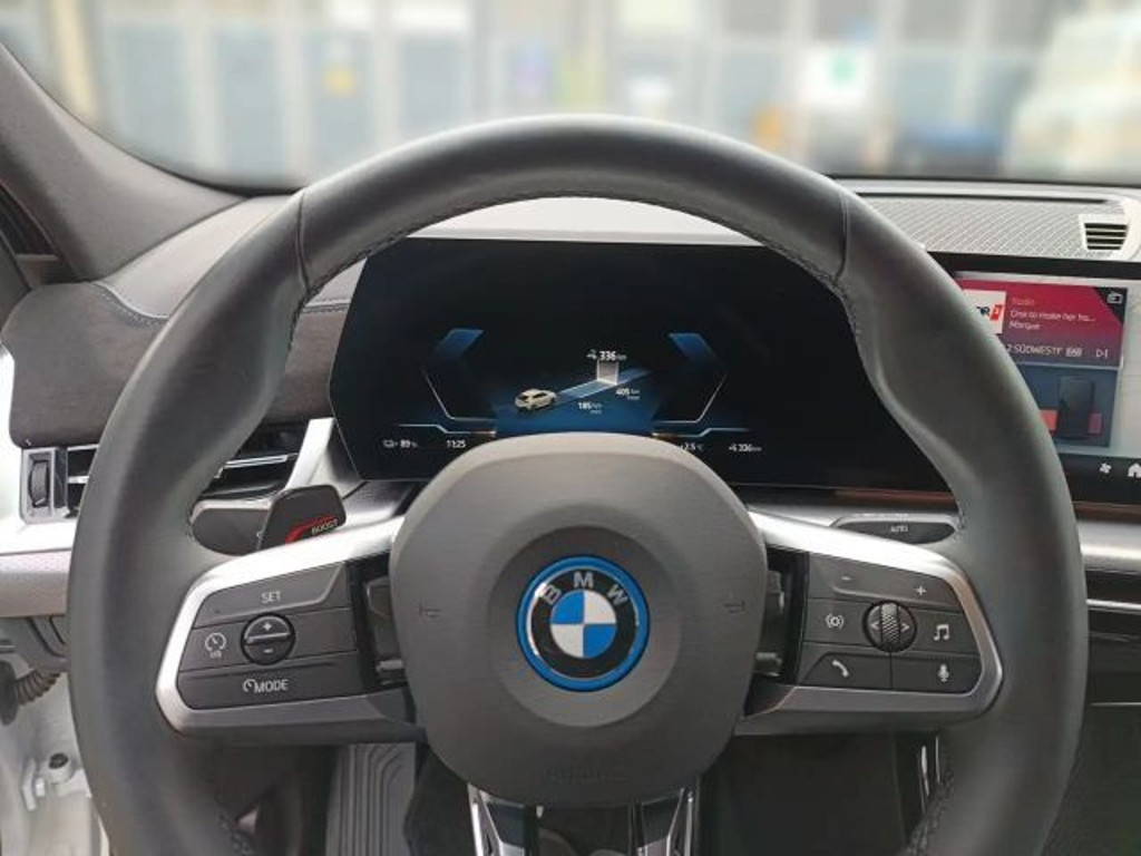 BMW iX2