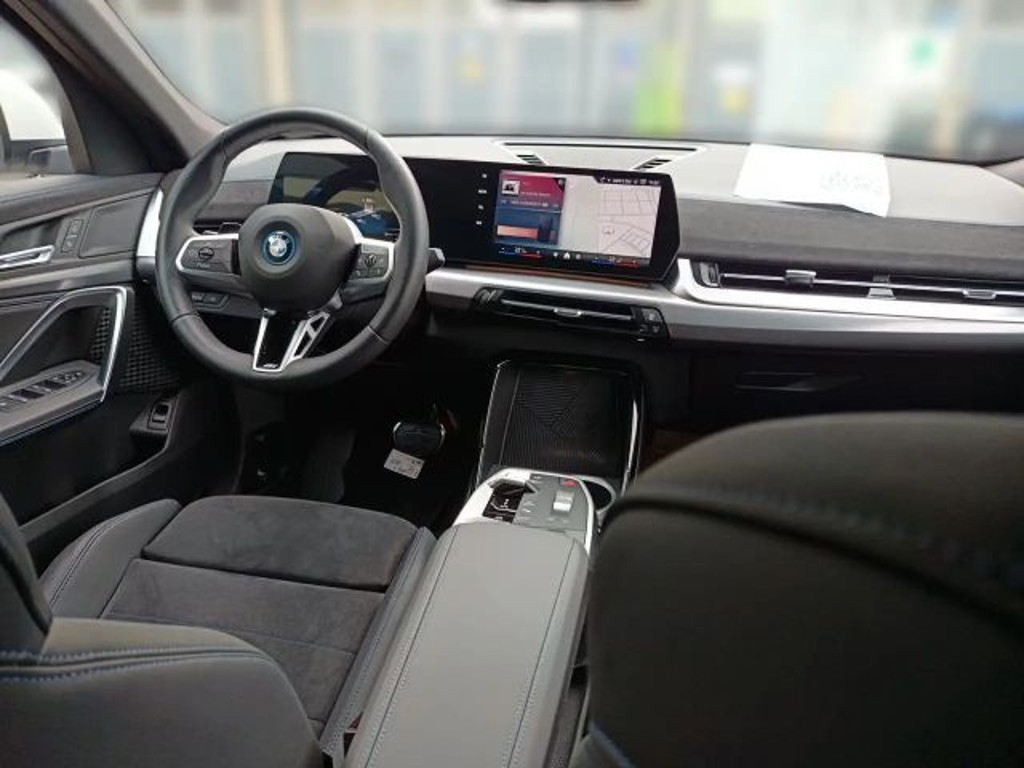 BMW iX2