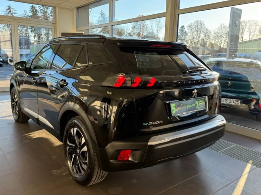 Peugeot e-2008