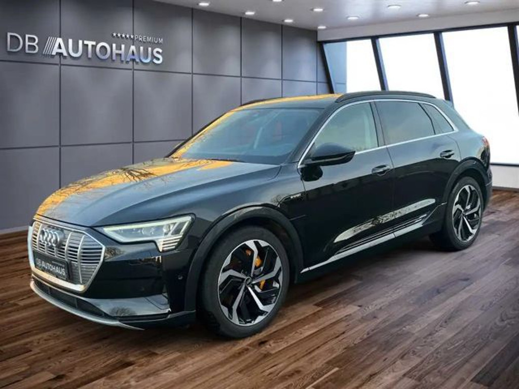 Audi e-tron Quattro 50