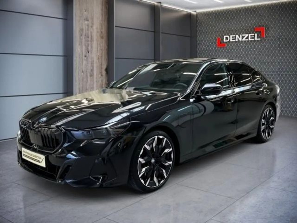 BMW 5 Serie 550 xDrive Sedan