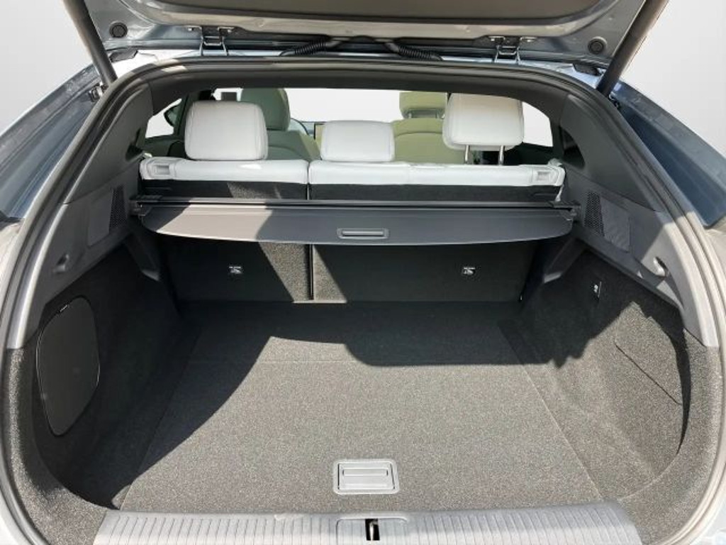 Xpeng G6