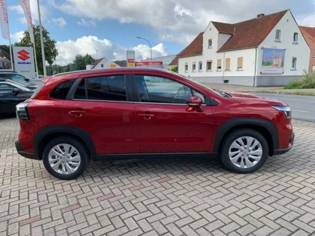 Suzuki S-Cross