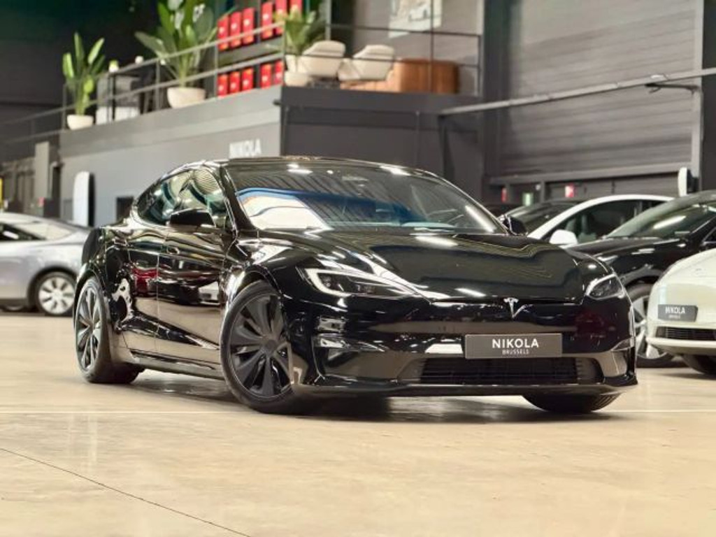 Tesla Model S Long Range