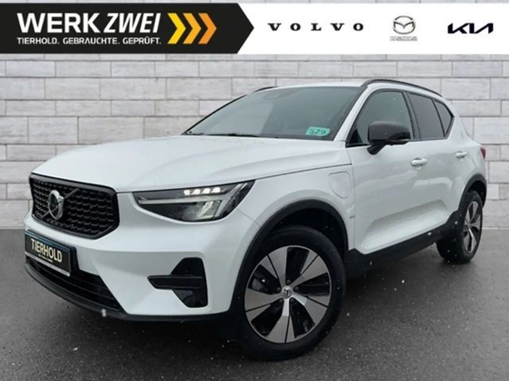 Volvo XC40 T4 Plus Dark