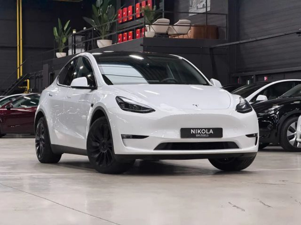 Tesla Model Y Long Range AWD