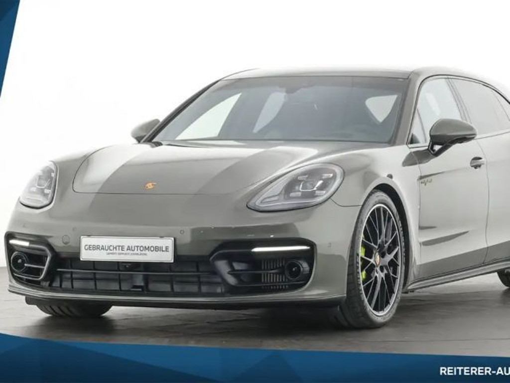 Porsche Panamera E-Hybrid Platinum Edition 4