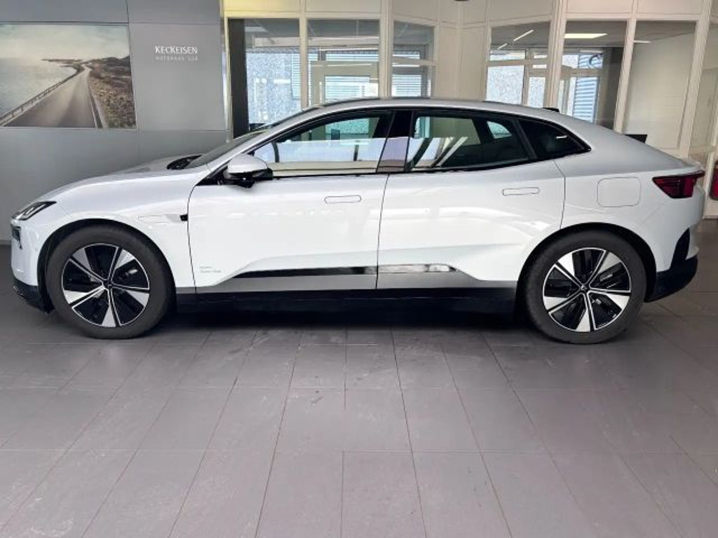 Polestar 4