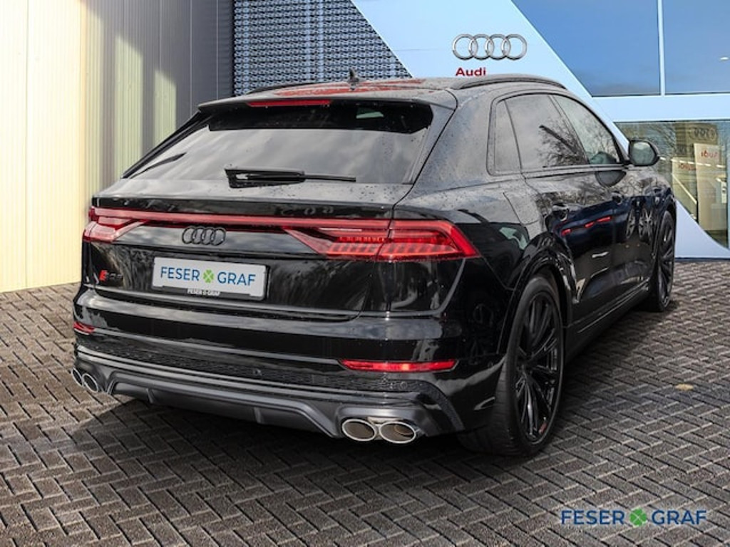Audi SQ8