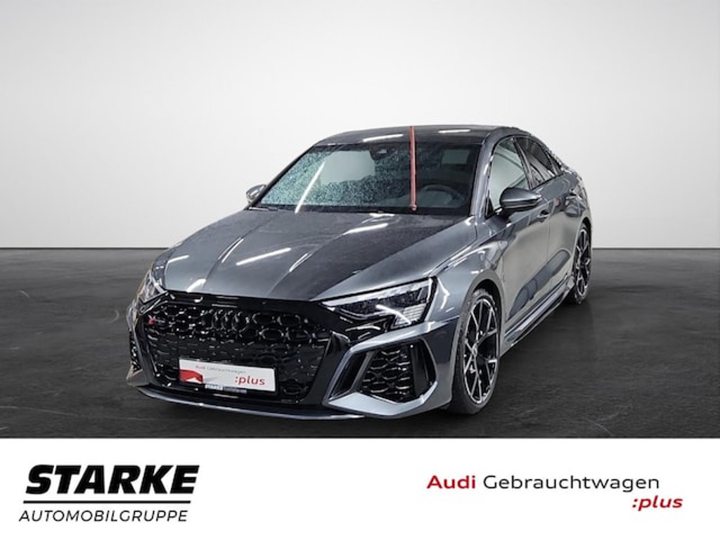 Audi RS3 Sedan Quattro S-Tronic