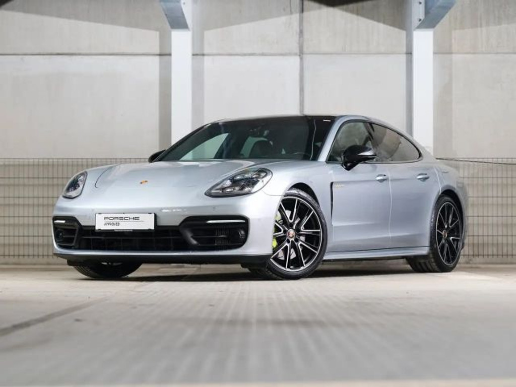 Porsche Panamera E-Hybrid 4