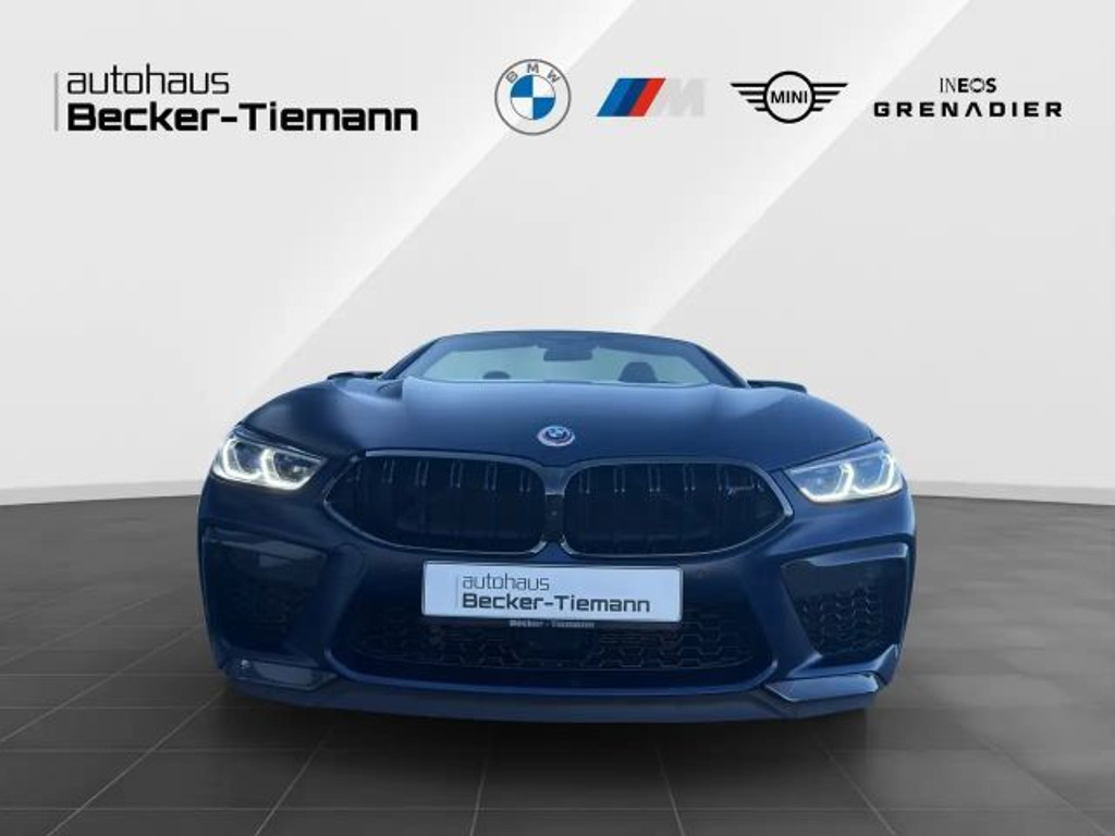 BMW M8