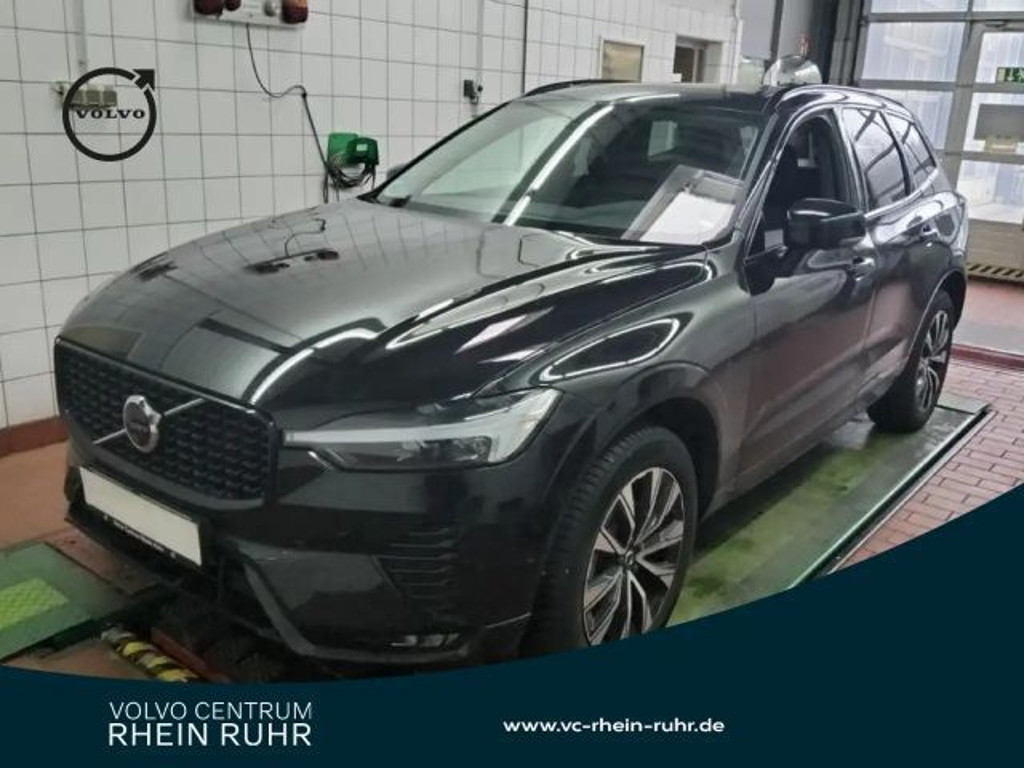 Volvo XC60 AWD Plus Dark