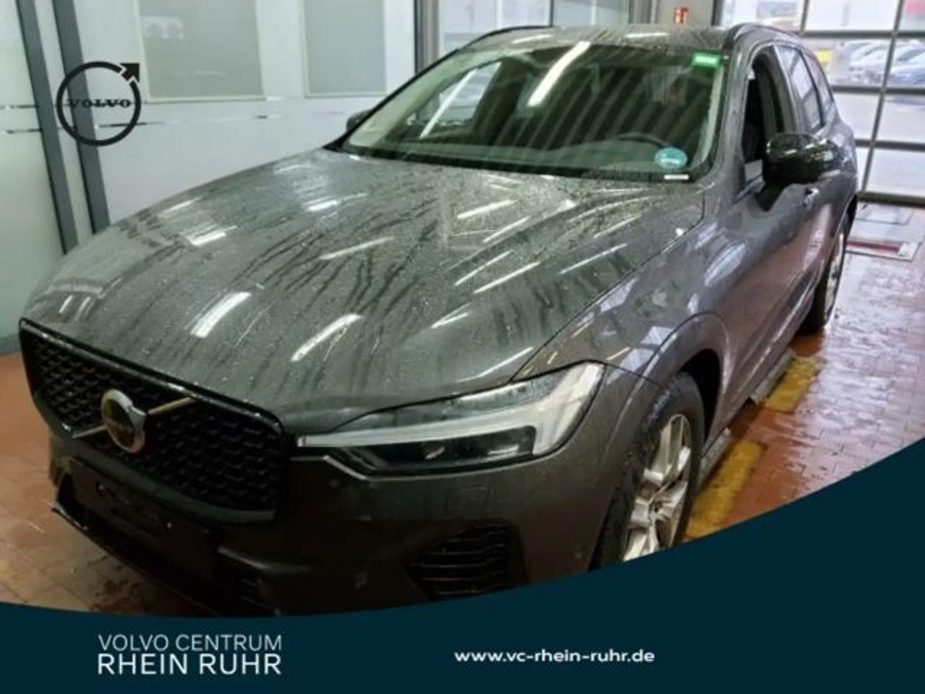Volvo XC60 AWD Plus Dark