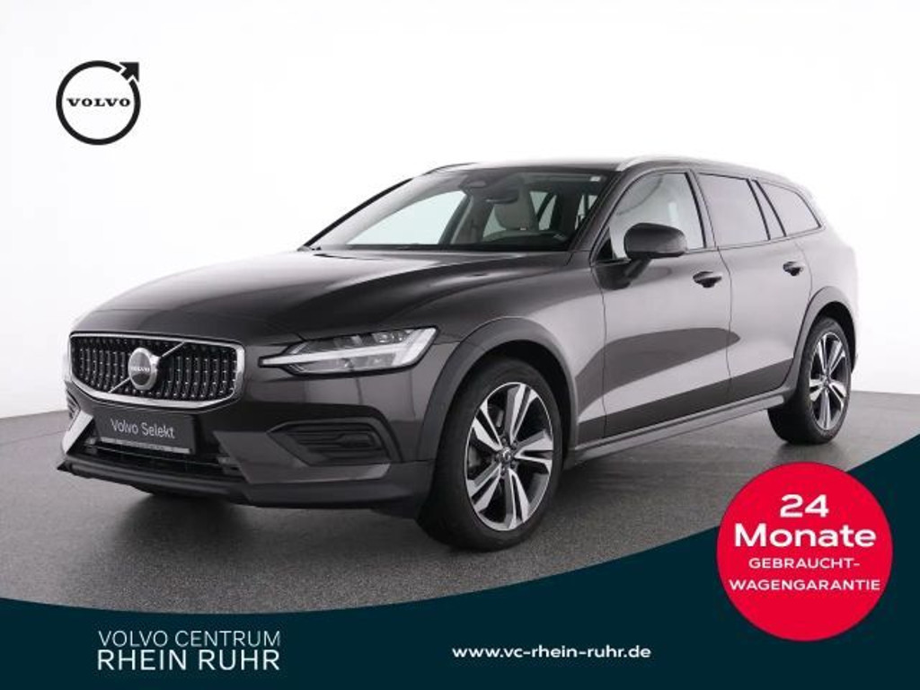 Volvo V60 Cross Country AWD Plus
