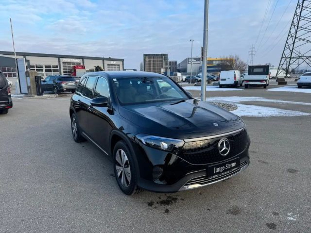 Mercedes-Benz E-Klasse EQB 250