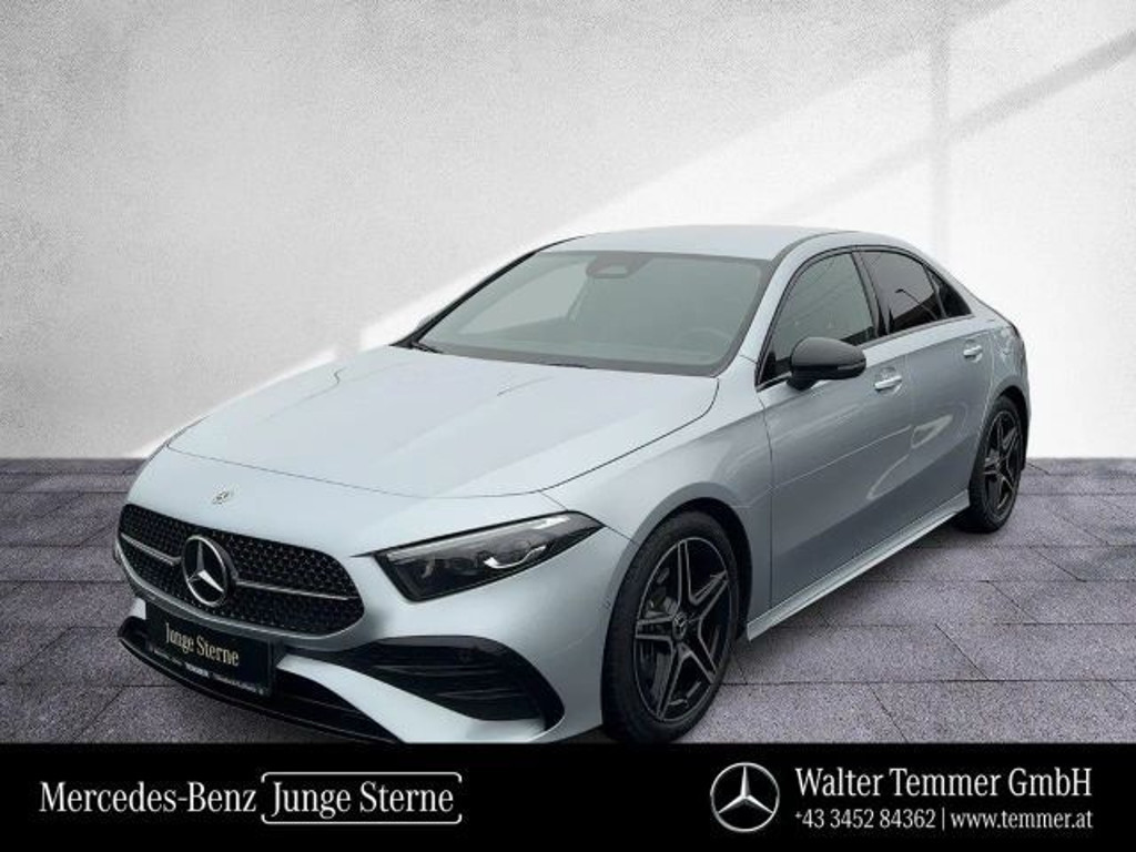 Mercedes-Benz A-Klasse A 180 AMG Line A 180 d