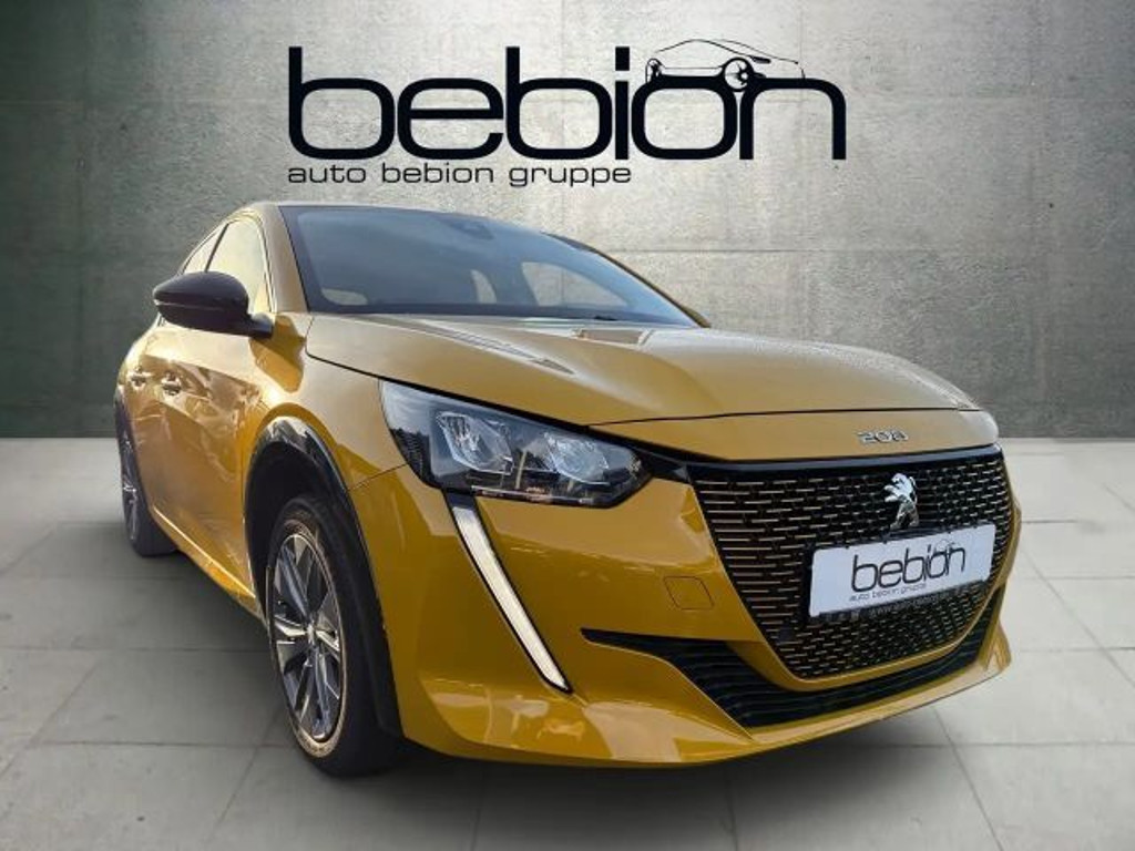 Peugeot e-208