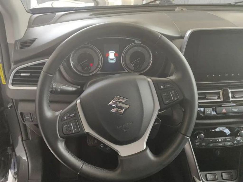 Suzuki S-Cross