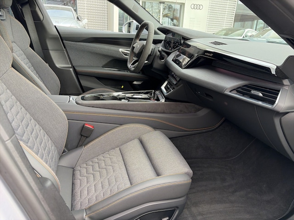 Audi e-tron GT