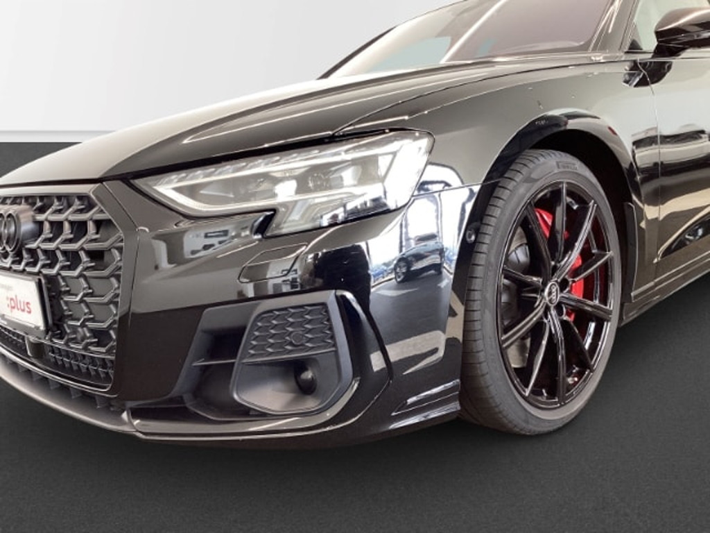 Audi S8