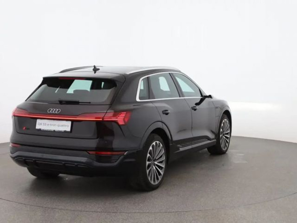 Audi Q8 e-tron