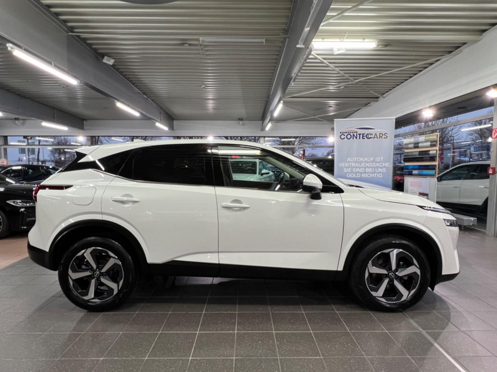 Nissan Qashqai 1.3 Connecta  LED+KEYLESS+360°+ACC+VC.