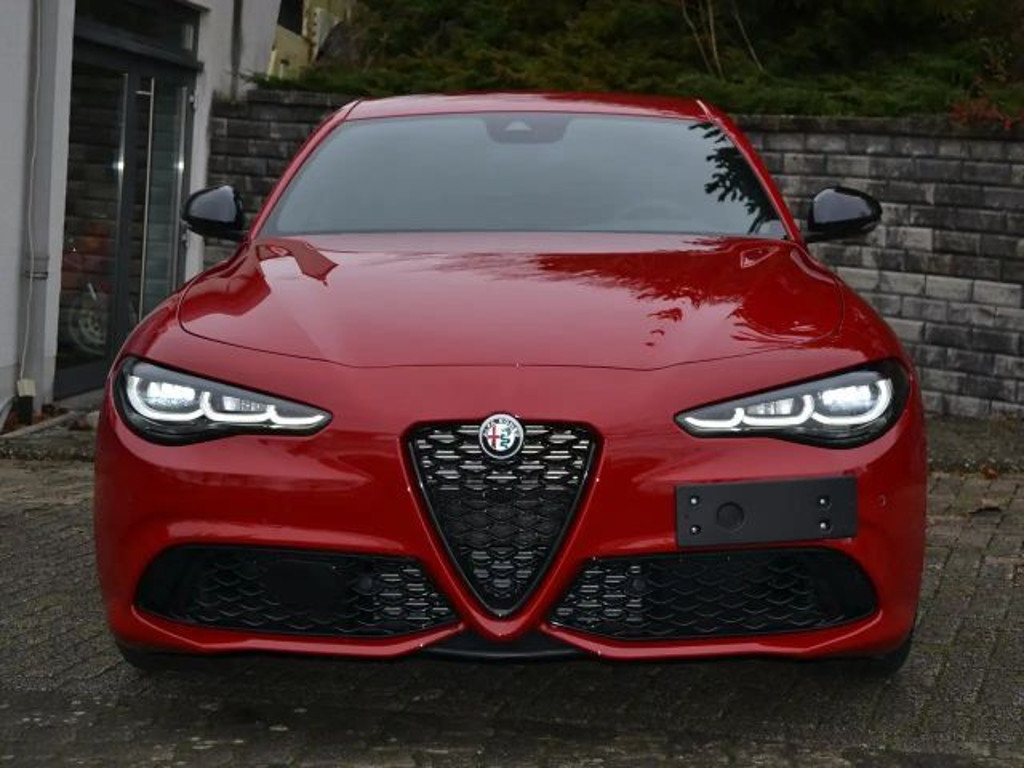 Alfa Romeo Giulia Q4