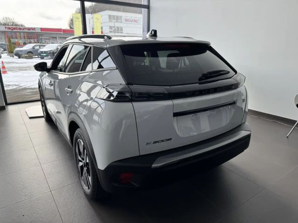 Peugeot e-2008