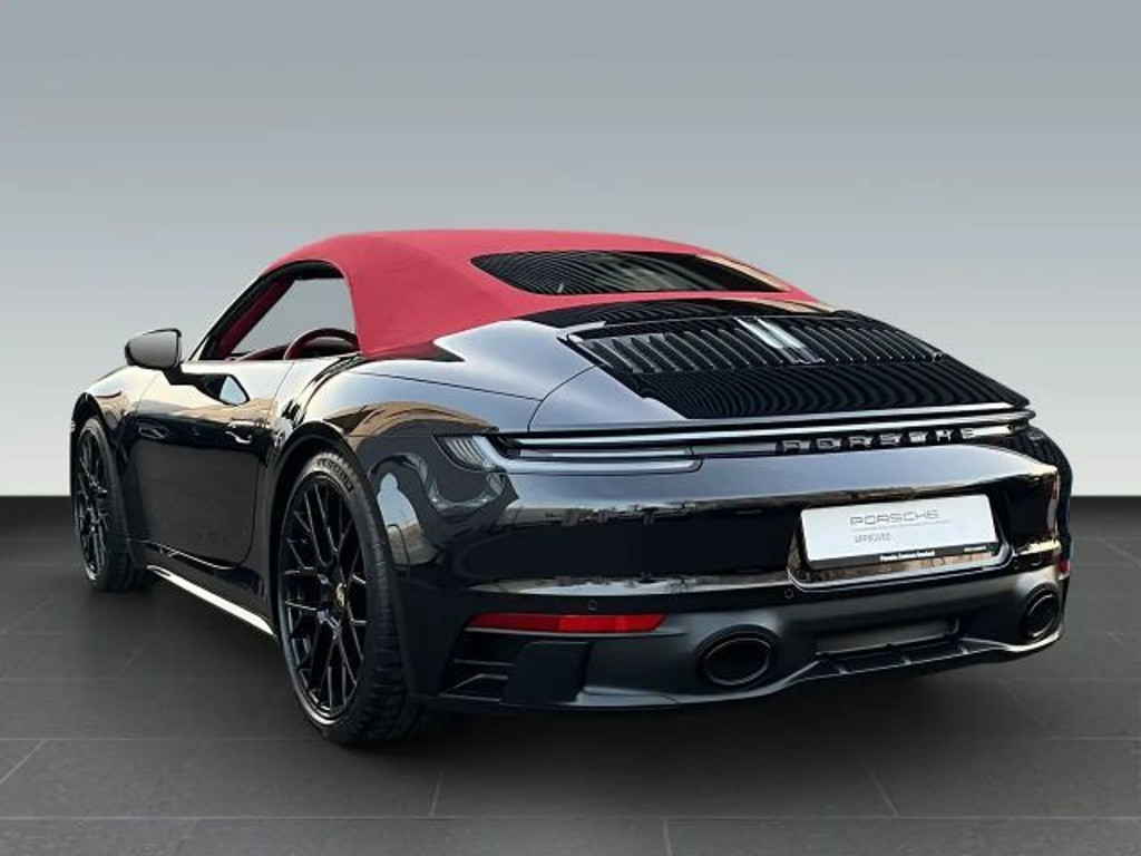 Porsche 992